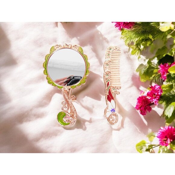 Vintage-Inspired Butterfly Mirror Comb Set Metal Handheld Compact Gift - Picture 9 of 12